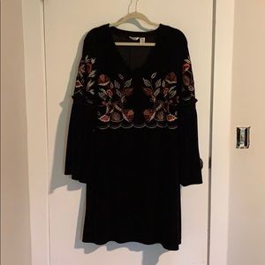 Velvet embroidered bell sleeve dress